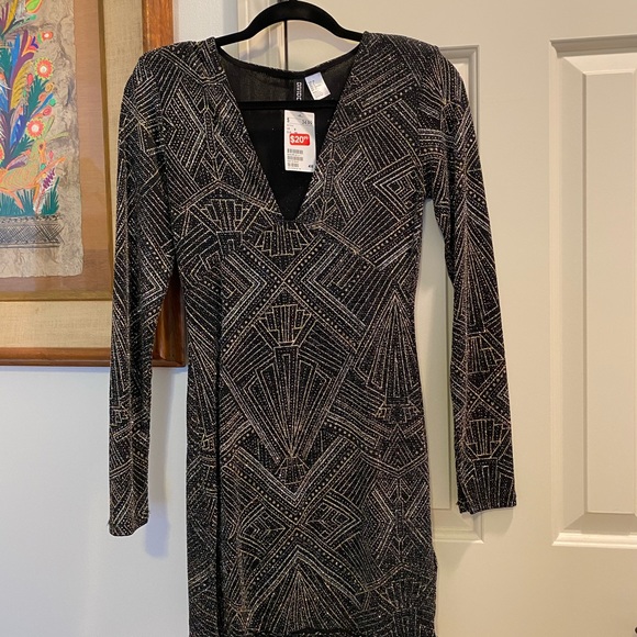 H&M black and gold minidress, size 6 NWT - Picture 1 of 3